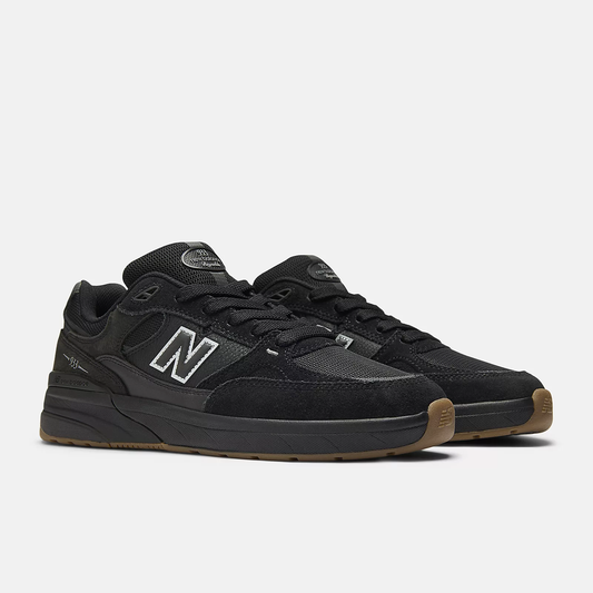 New Balance Numeric Andrew Reynolds 933 Black / Black NM933NAP