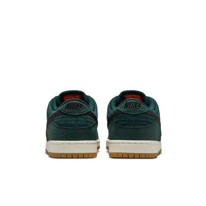 Nike SB Dunk Low Pro ISO Deep Fir / Black - Fir - Sail FJ1674-300