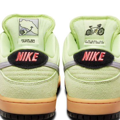 Nike SB Dunk Low Pro Premium "Verdugo Mountain" Light Liquid Lime / Wolf Grey - Black HQ1626-300