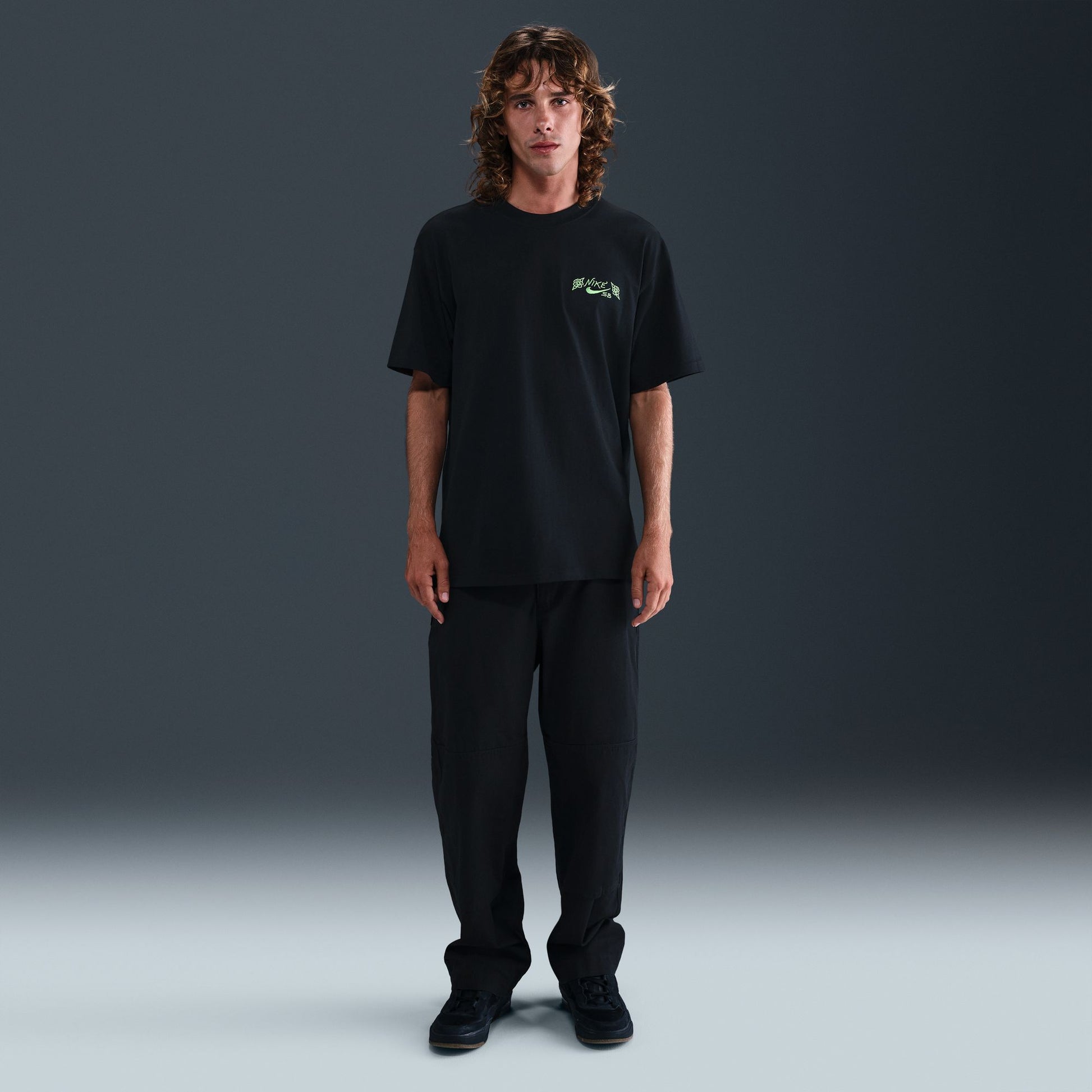 Nike SB Max90 "Vase" Skate T-Shirt Light Black HV2201-010