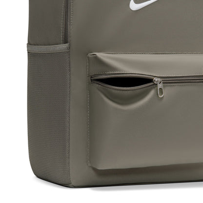 Nike Heritage 2.0 23L Backpack Light Army / Light Army / White IB4343-320
