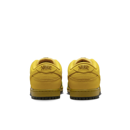 Nike SB Dunk Low Pro "Hatch Chili" Saffron Quartz / Saffron Quartz - Pear IO0427-300