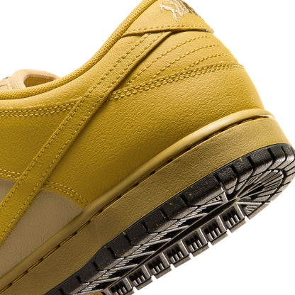 Nike SB Dunk Low Pro "Hatch Chili" Saffron Quartz / Saffron Quartz - Pear IO0427-300