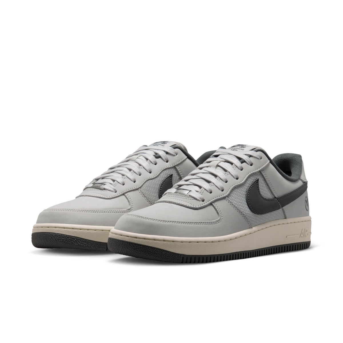 Nike SB Air Force 1 x Yuto Horigome White / Iron Grey - White - Coconut Milk IO8439-100
