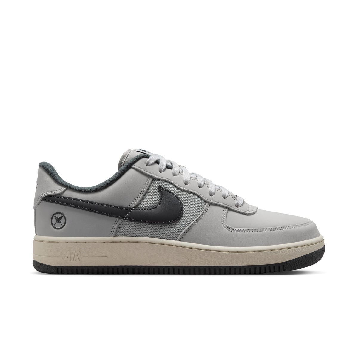 Nike SB Air Force 1 x Yuto Horigome White / Iron Grey - White - Coconut Milk IO8439-100