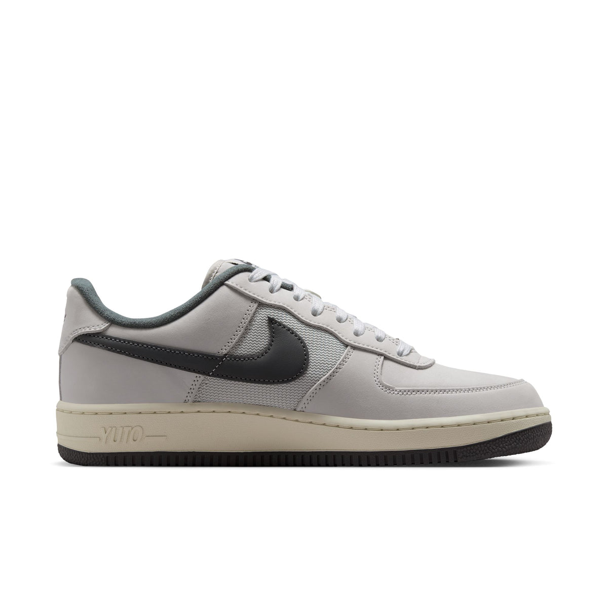 Nike SB Air Force 1 x Yuto Horigome White / Iron Grey - White - Coconut Milk IO8439-100