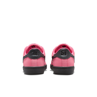 Nike SB Zoom Tennis Classic FC Hyper Pink / Black IQ8394-600