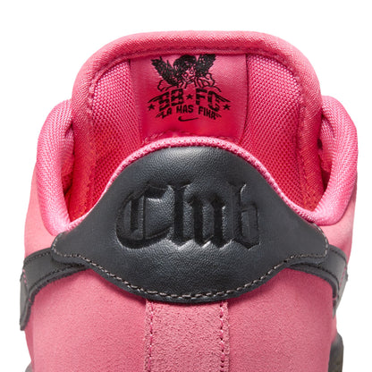 Nike SB Zoom Tennis Classic FC Hyper Pink / Black IQ8394-600