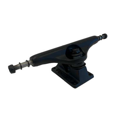 Independent 144 Stage 11 Standard Trucks Flat Black / Flat Black