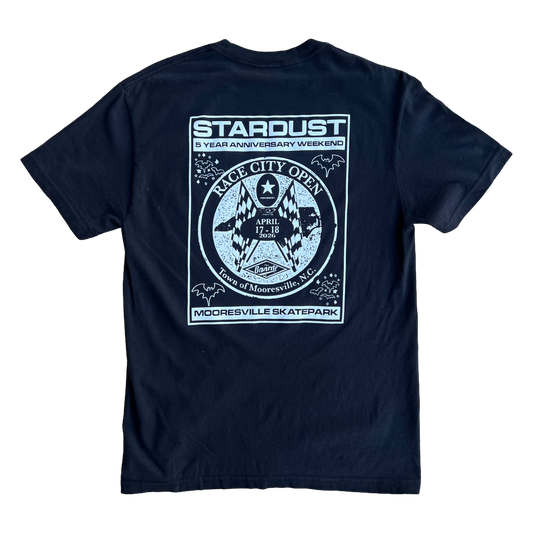 Stardust Skate Shop Race City Open 2026 Garment-Dyed Tee 049 Black / White