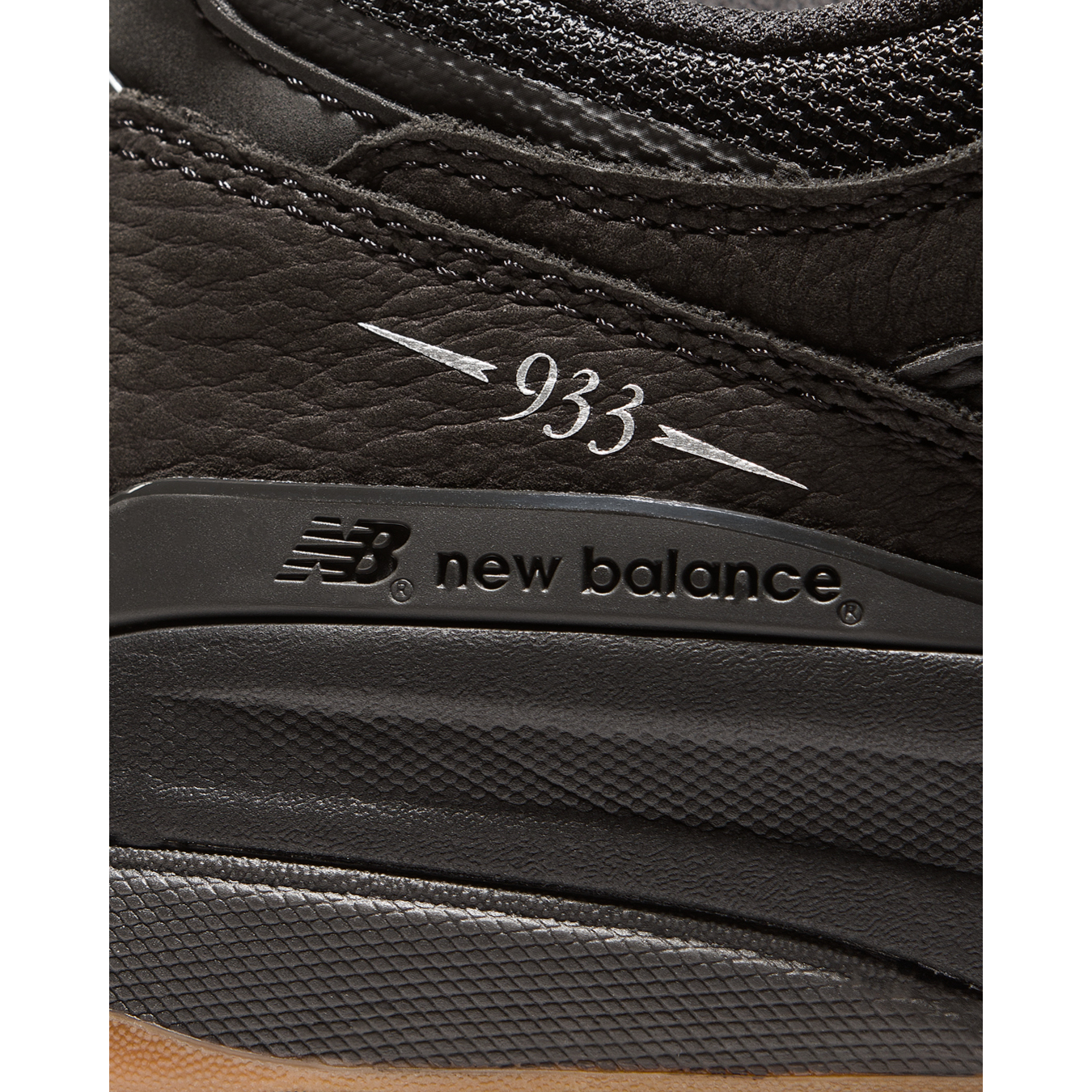New Balance Numeric Andrew Reynolds 933 Black / Black NM933NAP