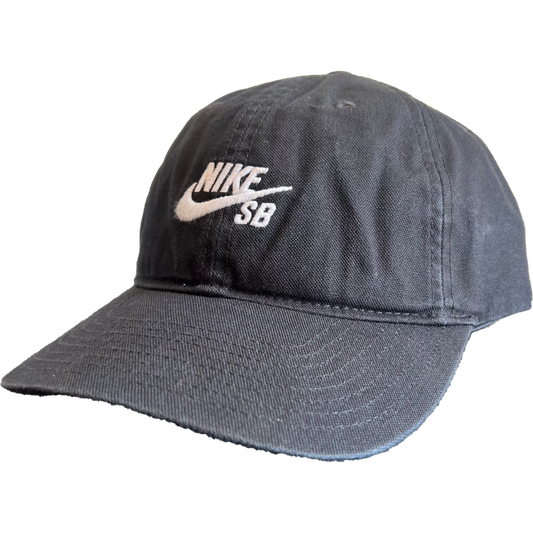 Nike SB Club Unstructured Skate Cap Black / White