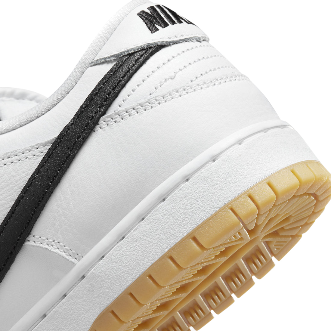 Nike SB Dunk Low Pro White / Black - White - Gum Light Brown