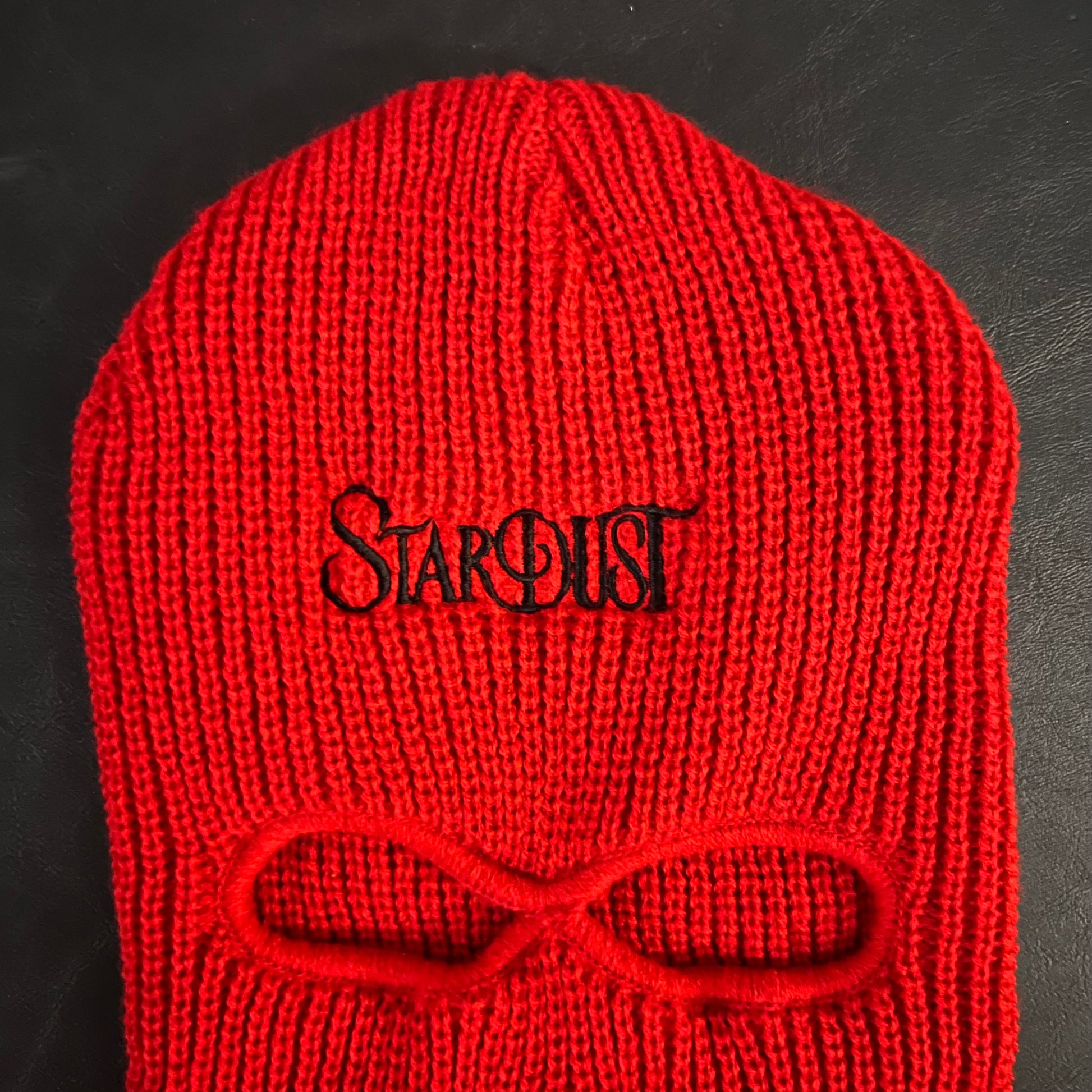 Stardust Wanderlust Ski Mask 001 Red / Black